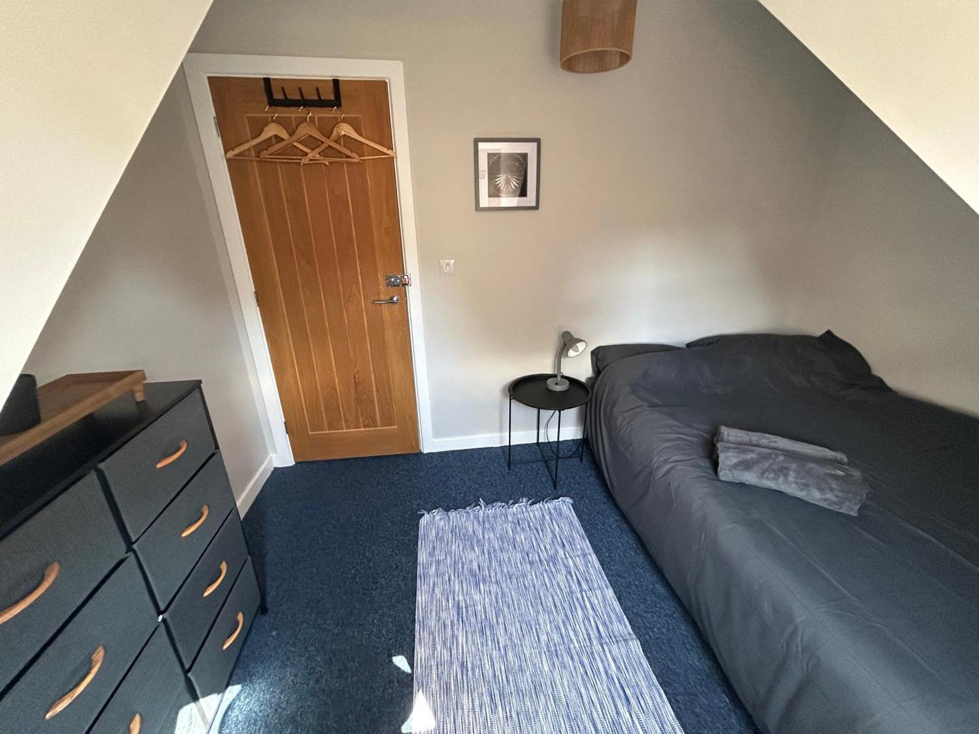 Double Room Yeovil Town Centre Εξωτερικό φωτογραφία